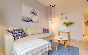 Agua VI & Seasonal Pool By Ele Apartments